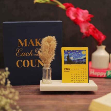 Van Gogh mini desk calendar 2026 with marble base and pampas grass